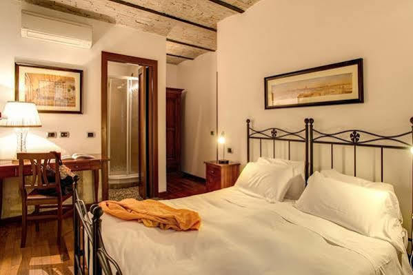 Nova Domizia Hotel Rome Bagian luar foto
